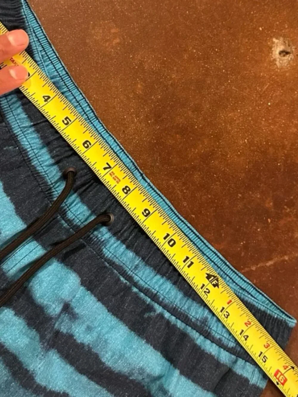 Oakley Men's Striped Swim Trunks Shorts Size Small